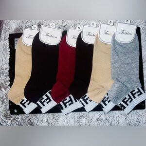 Woman’s FF Multicolor Socks Set